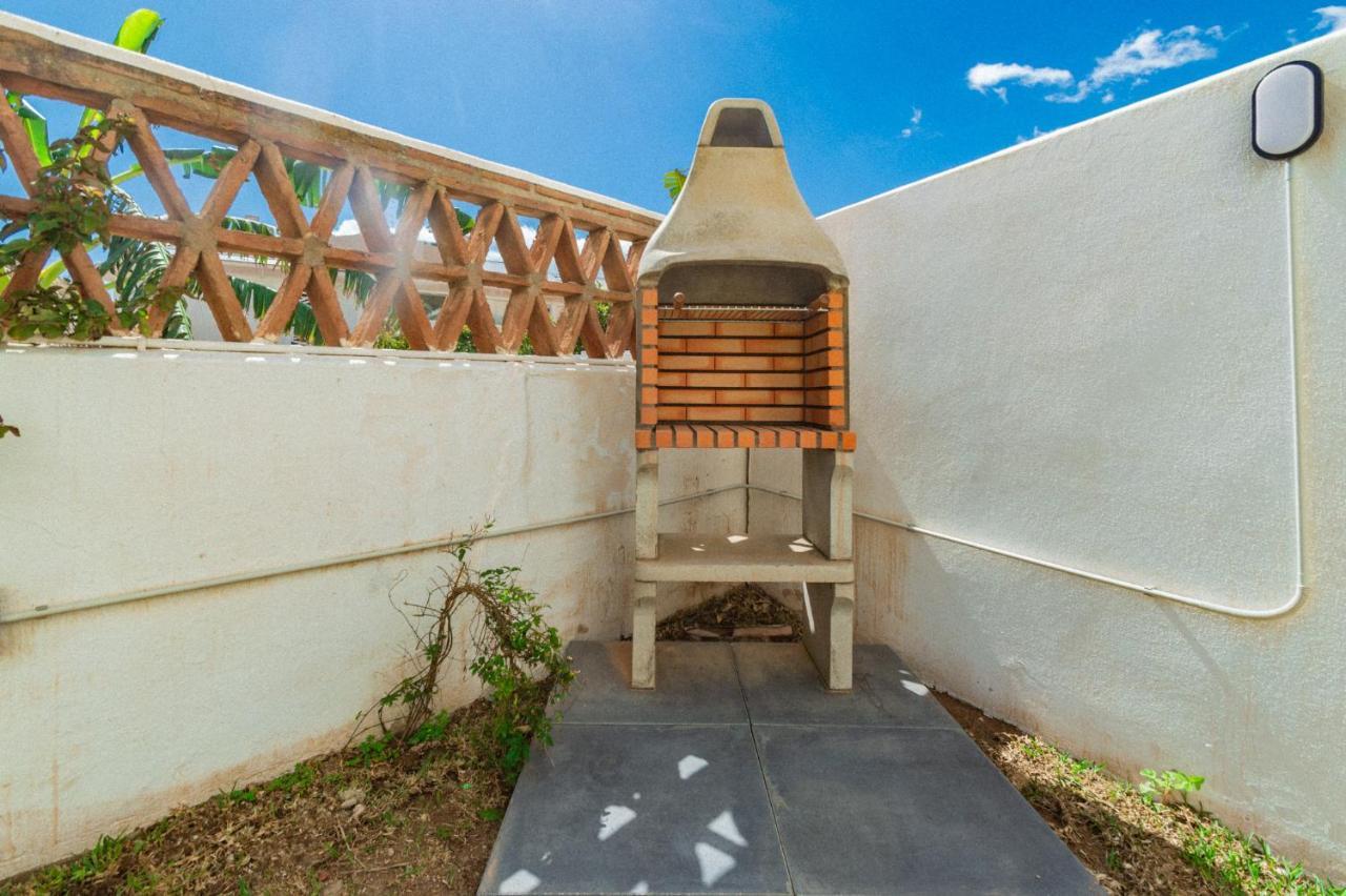 Casablanca 4 Apartamento Con Jardin Privado フエンヒロラ エクステリア 写真