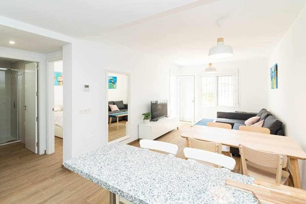 Casablanca 4 Apartamento Con Jardin Privado フエンヒロラ エクステリア 写真