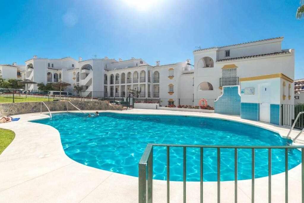 Casablanca 4 Apartamento Con Jardin Privado フエンヒロラ エクステリア 写真