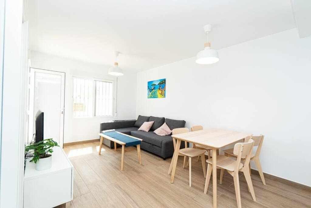 Casablanca 4 Apartamento Con Jardin Privado フエンヒロラ エクステリア 写真